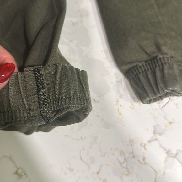 Retrofit Men’s Green Joggers - Picture 5 of 8